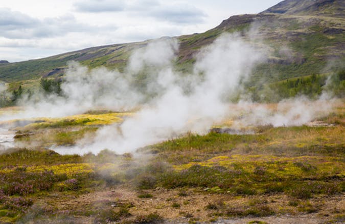 Geothermal energy escaping from the earth as steam